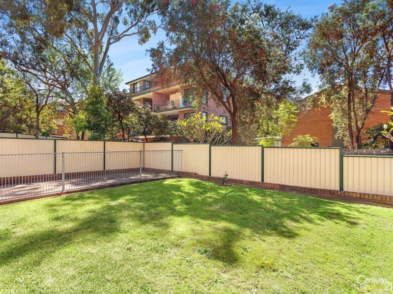2/7 Jessie Street, Westmead NSW 2145