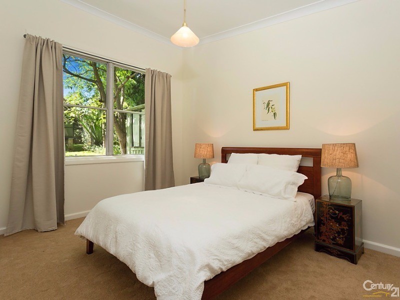10 Orchard Street, Baulkham Hills NSW 2153