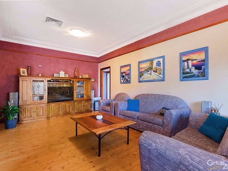 15 Kauri Street, Blacktown NSW 2148