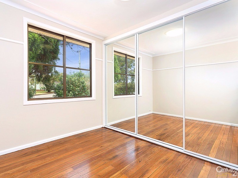 16 Sturt Street, Lalor Park NSW 2147