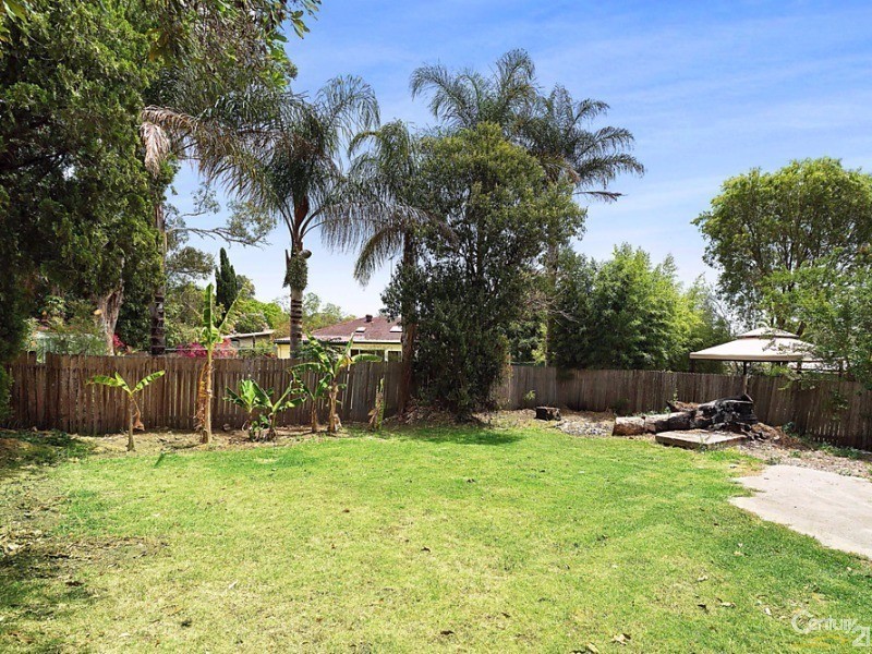 16 Sturt Street, Lalor Park NSW 2147