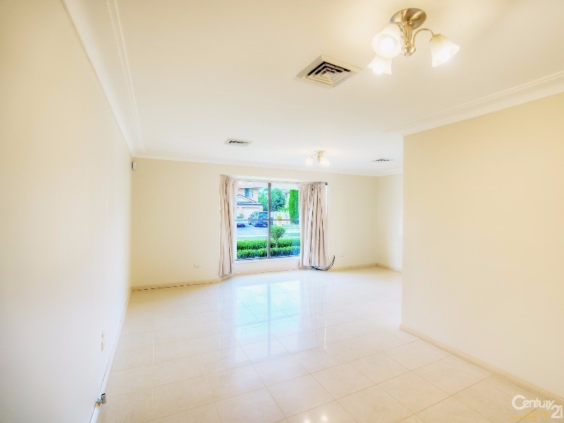 21 Radiata Ave, Baulkham Hills NSW 2153