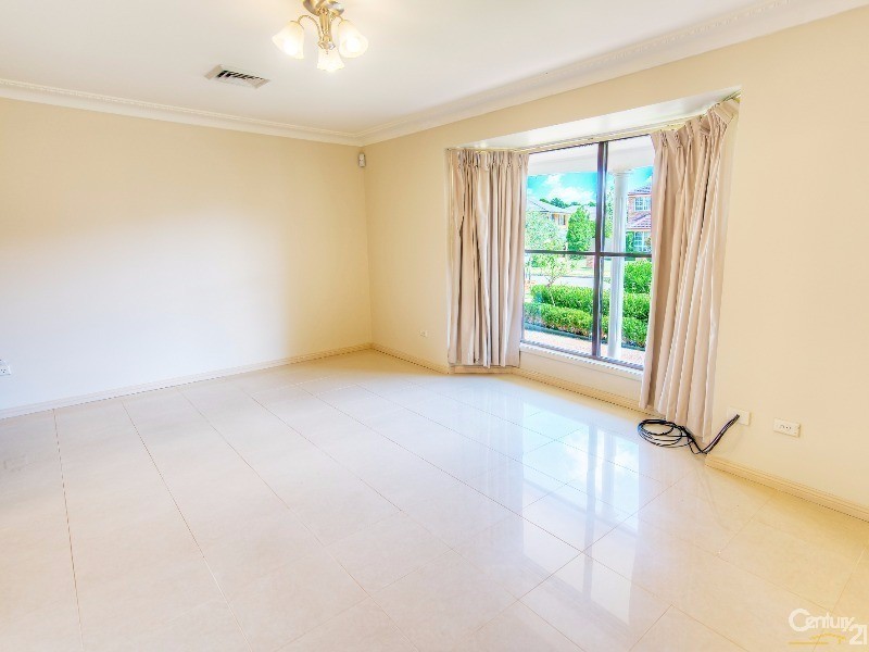 21 Radiata Ave, Baulkham Hills NSW 2153