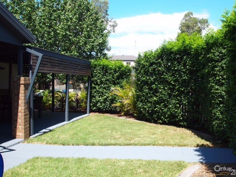20 Candlenut Grove, Parklea NSW 2768