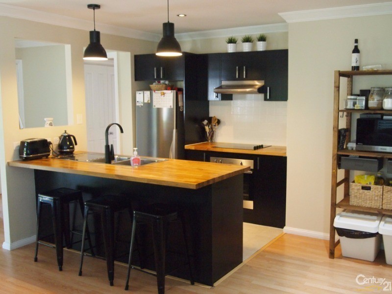 20 Candlenut Grove, Parklea NSW 2768