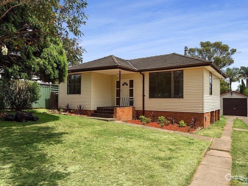 16 Sturt Street, Lalor Park NSW 2147