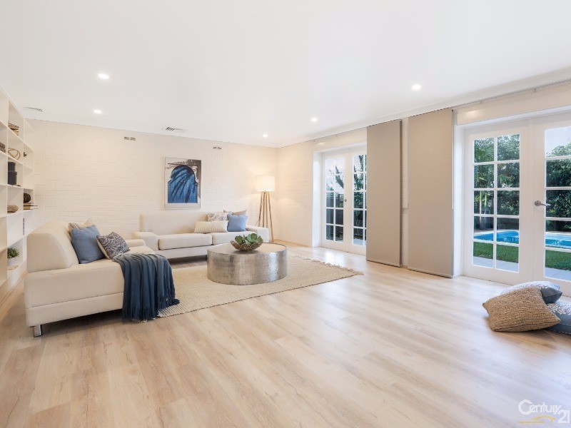 35 Lockhart Avenue, Castle Hill NSW 2154