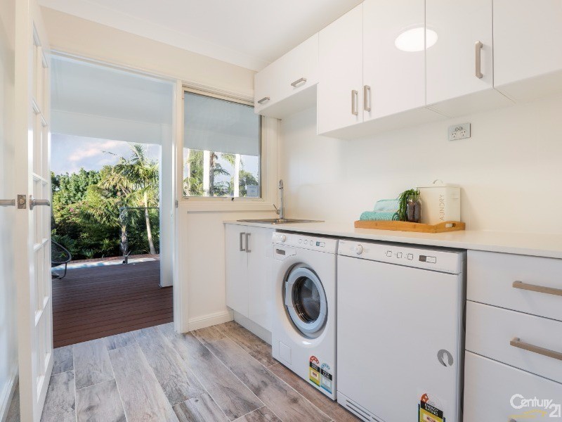 35 Lockhart Avenue, Castle Hill NSW 2154