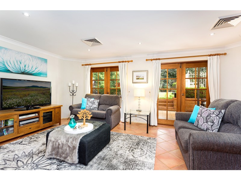 8 Brandon Grove, Kellyville NSW 2155