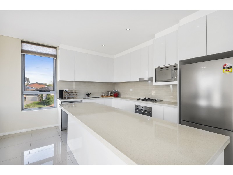 17/7 Harrington Avenue, Castle Hill NSW 2154