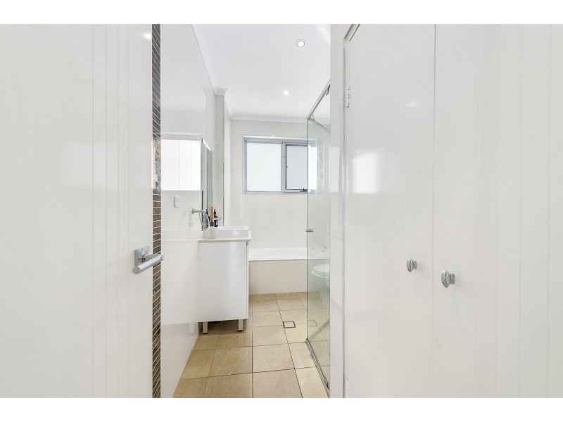 17/7 Harrington Avenue, Castle Hill NSW 2154