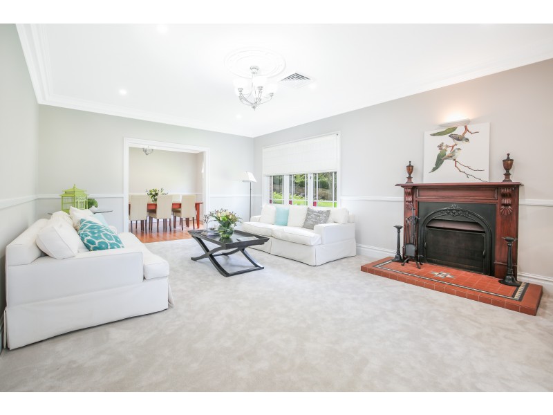 35 Amberwood Way, Castle Hill NSW 2154