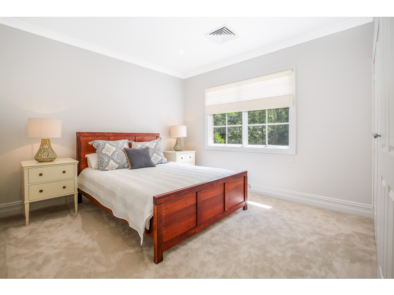 35 Amberwood Way, Castle Hill NSW 2154