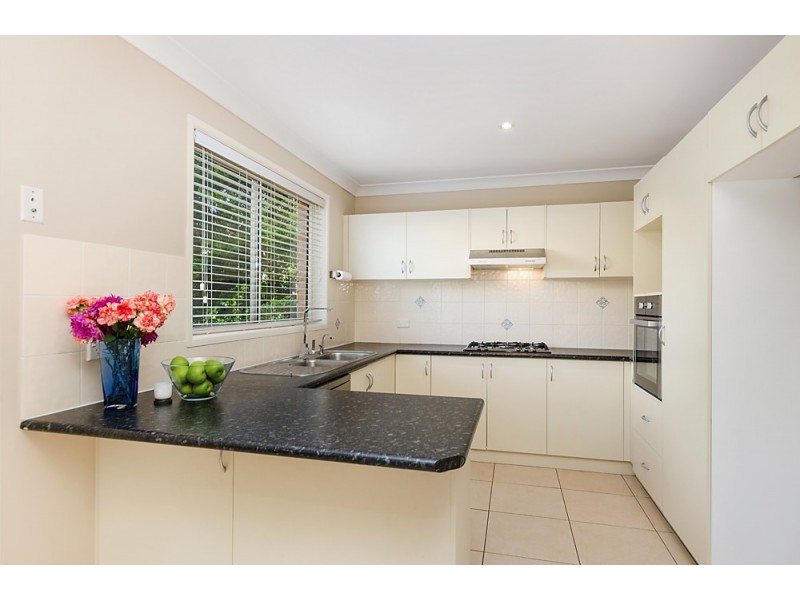 8 Redgum Crescent, Beaumont Hills NSW 2155