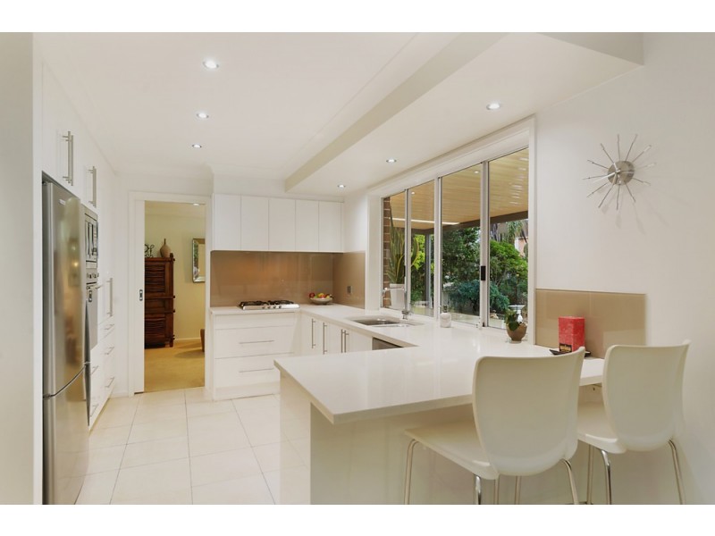 6 Bishopsgate Avenue, Castle Hill NSW 2154