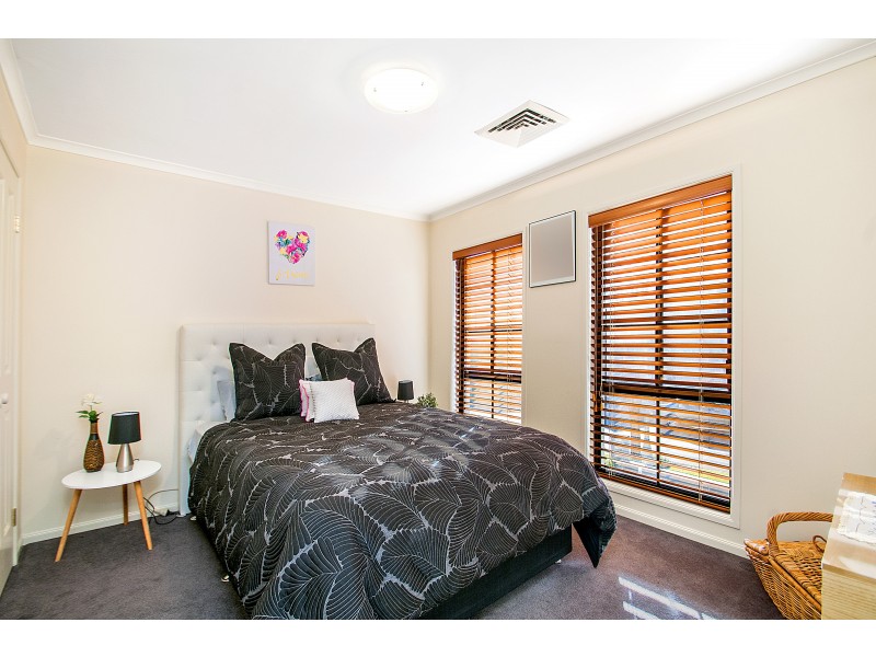 92 James Mileham Drive, Kellyville NSW 2155