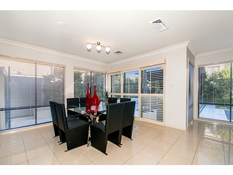 92 James Mileham Drive, Kellyville NSW 2155