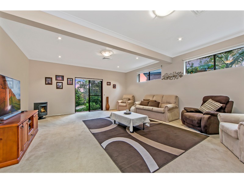 4 Abbey Way, Glenhaven NSW 2156