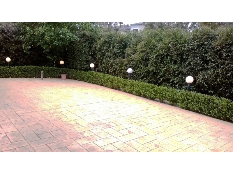 1 Redgum Crescent, Beaumont Hills NSW 2155