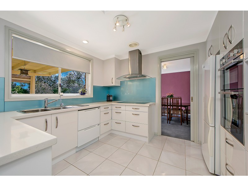 32 Battlement Crescent, Castle Hill NSW 2154