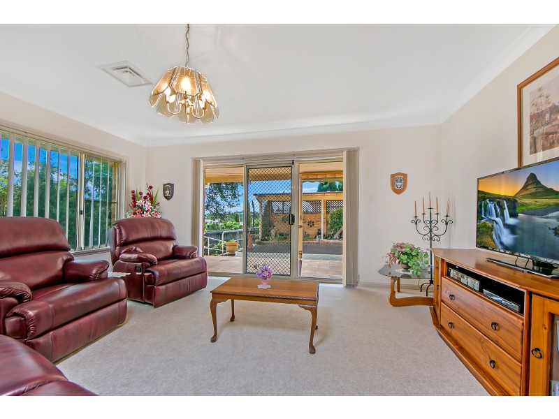 5 Candlebush Crescent, Castle Hill NSW 2154