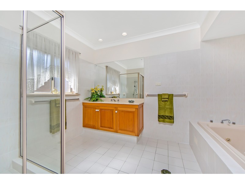 5 Candlebush Crescent, Castle Hill NSW 2154