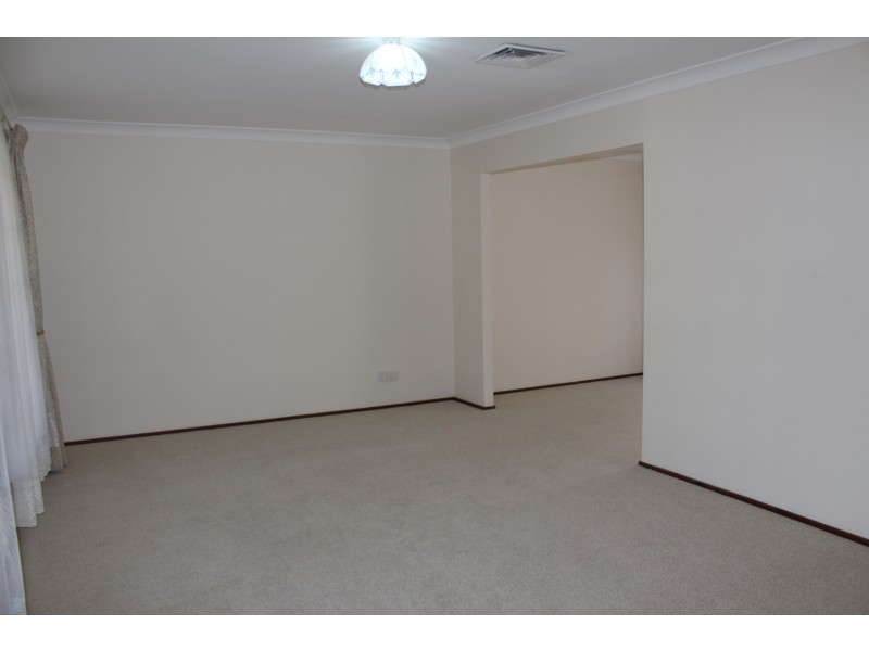 7 Dan Crescent, Castle Hill NSW 2154