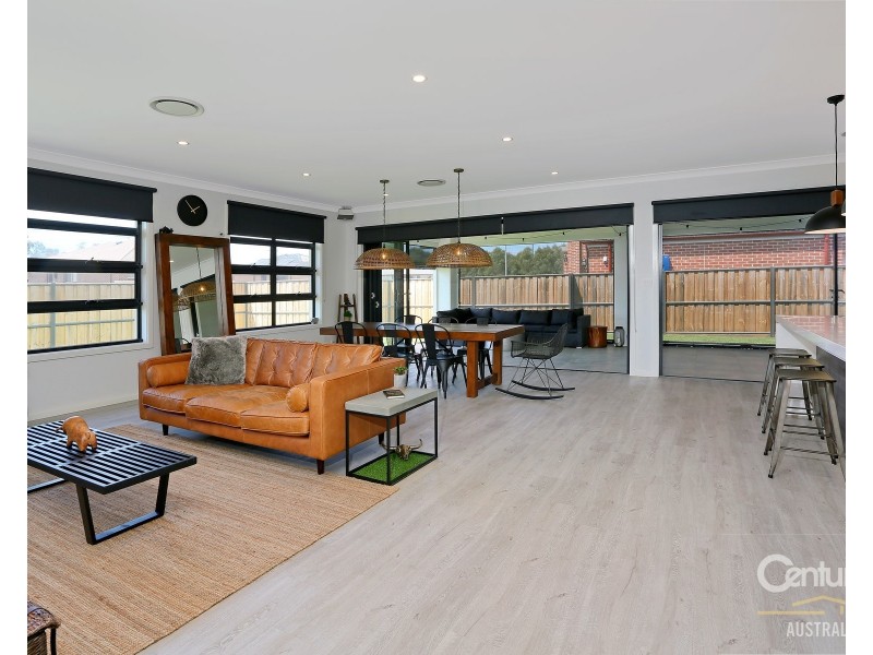 17 Jack Peel Circuit, Kellyville NSW 2155