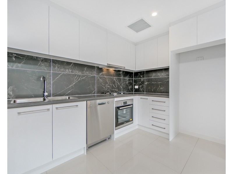 96/23 Regent Honeyeater Grove, Kellyville NSW 2155