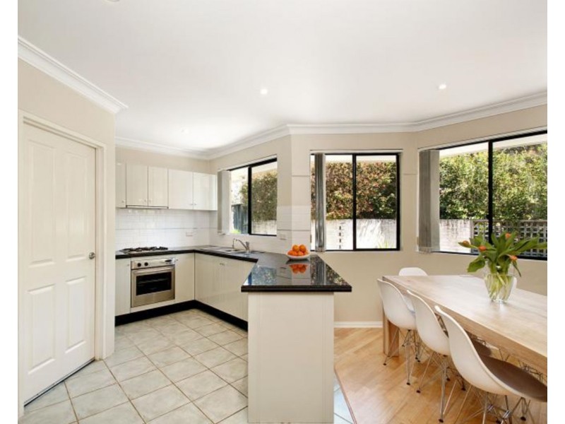 4/29-35 Pearce Street, Baulkham Hills NSW 2153