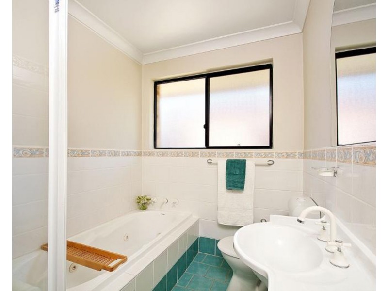 4/29-35 Pearce Street, Baulkham Hills NSW 2153