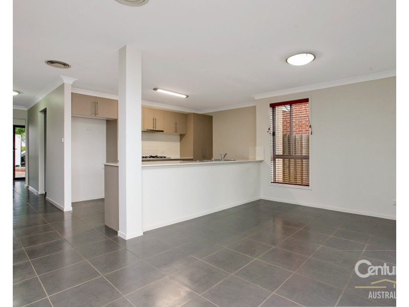 11 Adelong Parade, The Ponds NSW 2769