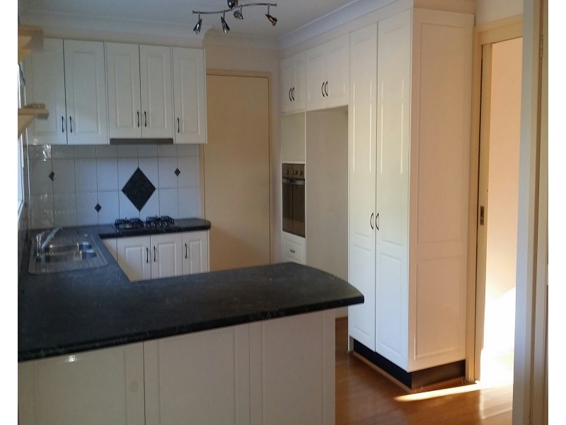 33 Dawes Avenue, Castle Hill NSW 2154