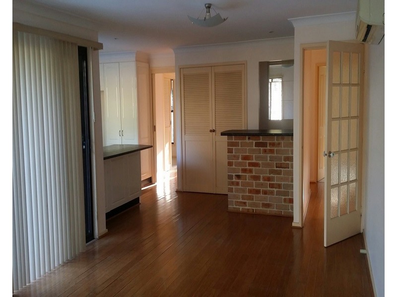 33 Dawes Avenue, Castle Hill NSW 2154