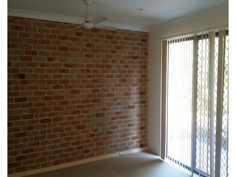 33 Dawes Avenue, Castle Hill NSW 2154