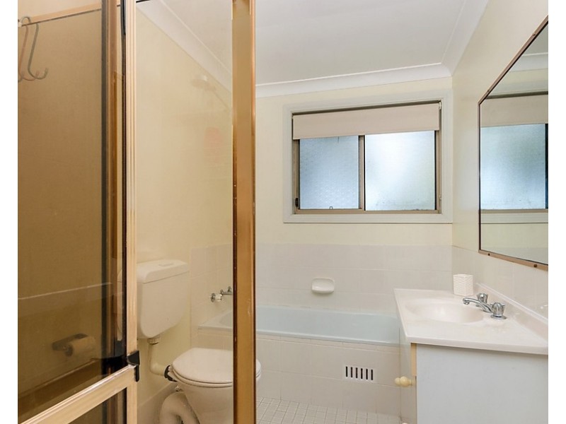 1/10 Hoya Pl, Cherrybrook NSW 2126