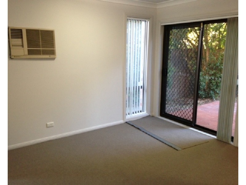 13B Burton Avenue, Northmead NSW 2152