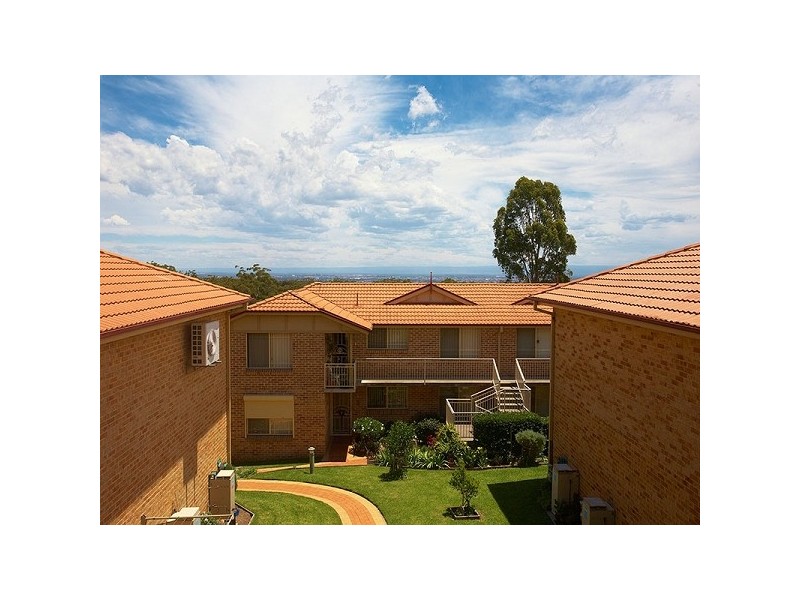 7 / 3 Stonelea Court, Dural NSW 2158