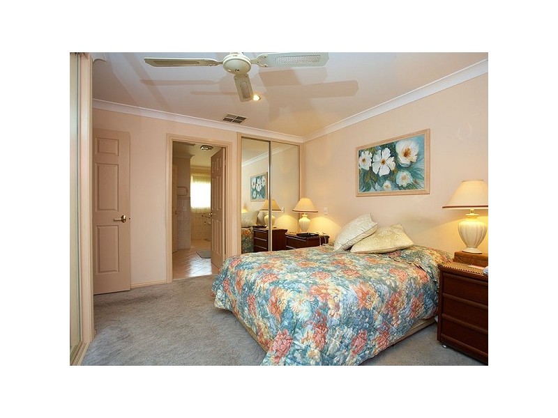 7 / 3 Stonelea Court, Dural NSW 2158