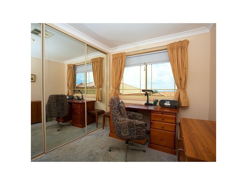 7 / 3 Stonelea Court, Dural NSW 2158