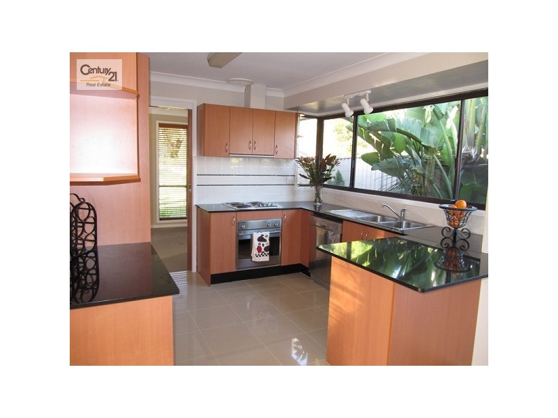 16 Battlement Crescent, Castle Hill NSW 2154