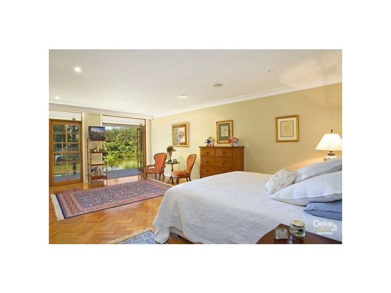 10 Hunt Avenue, Dural NSW 2158