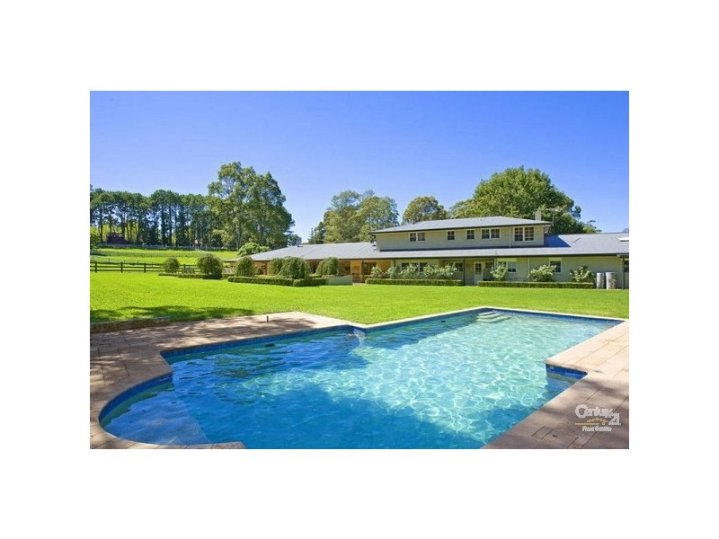 10 Hunt Avenue, Dural NSW 2158