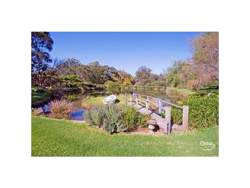 10 Hunt Avenue, Dural NSW 2158