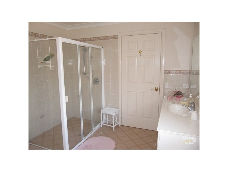 4 of 9 Stonelea Court, Dural NSW 2158