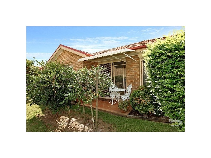 2/7 Stonelea Court, Dural NSW 2158