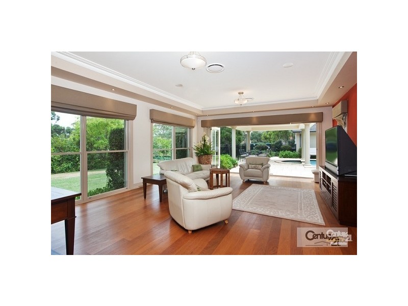 4 Davey Road, Dural NSW 2158