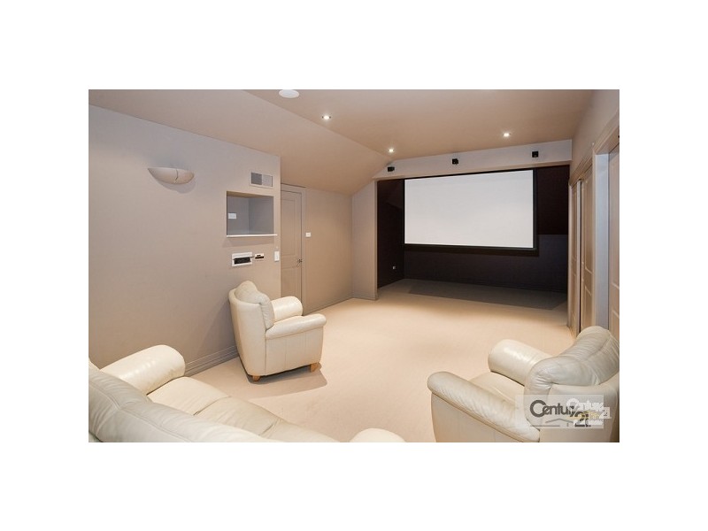 4 Davey Road, Dural NSW 2158