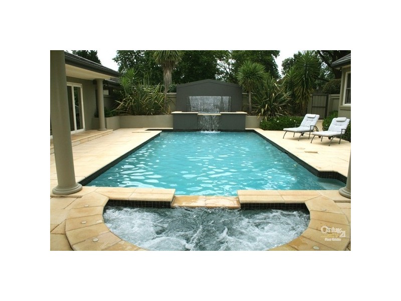 4 Davey Road, Dural NSW 2158