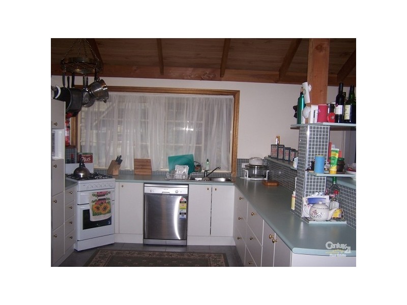226 Settlers Road, Lower Macdonald NSW 2775